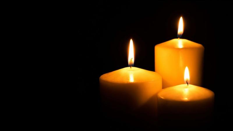 A vízilabdás közösség fájdalmát fejezi ki, hiszen elvesztette egyik meghatározó alakját, a volt alelnököt.