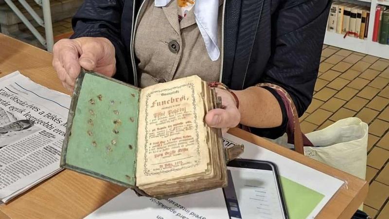 Különleges kiadvány érkezett a könyvtár polcaira, amelyre a kincsvadászok is azonnal felfigyeltek.