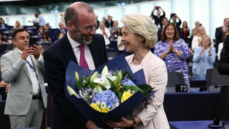 A le- és megbukott Von der Leyen népszerűsége jelentős mértékben csökkent.